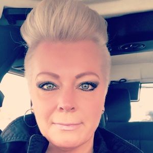 Meet your Posher, Stacey